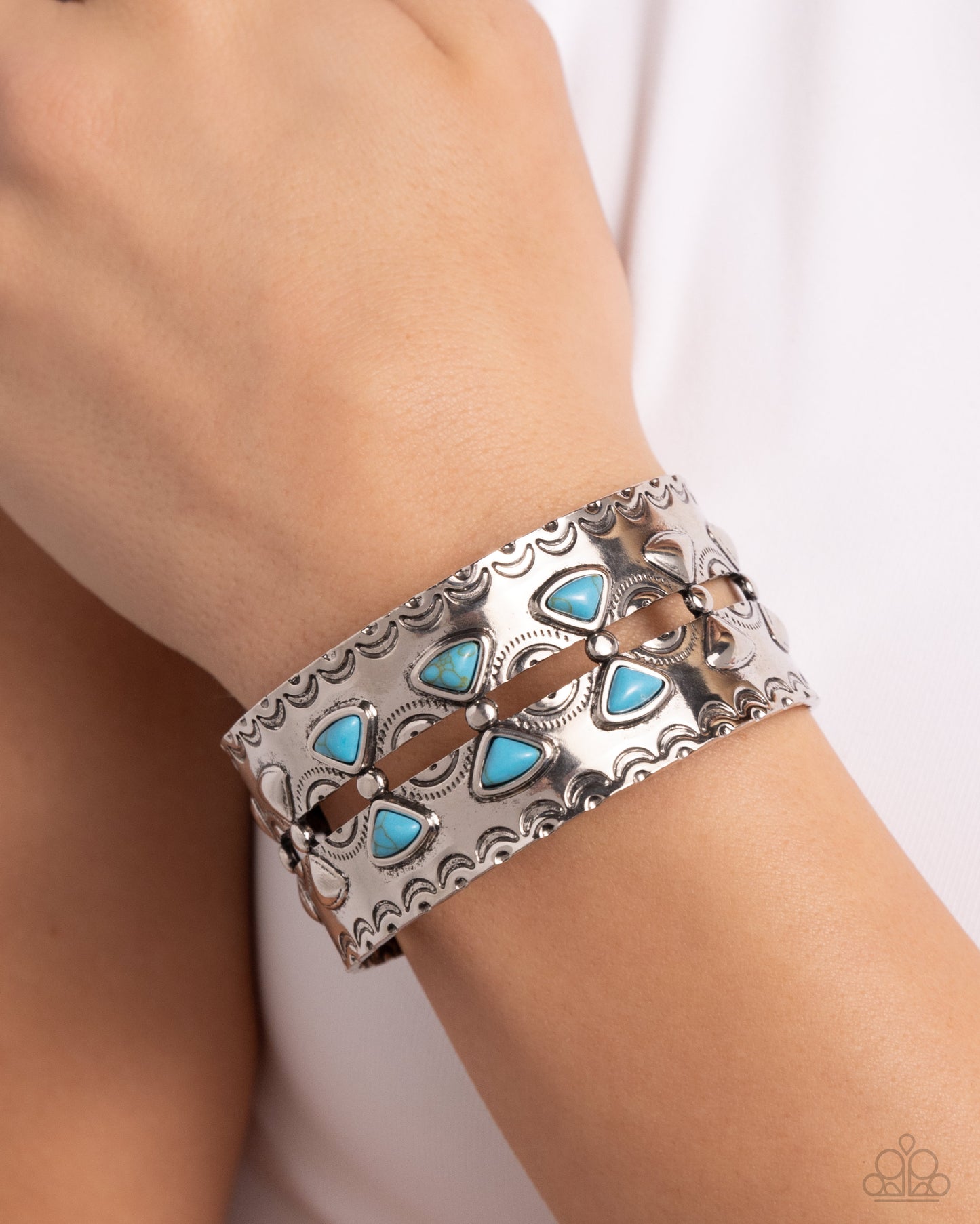 Harmonious Haven - Blue Bracelet