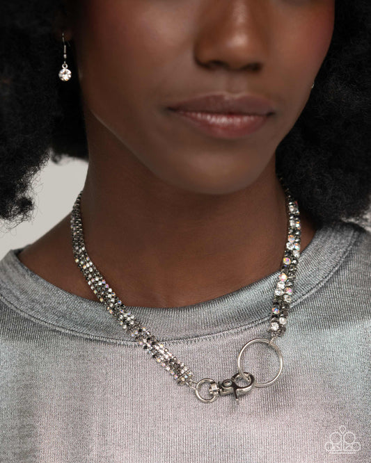 Chic Connection - Silver Necklace