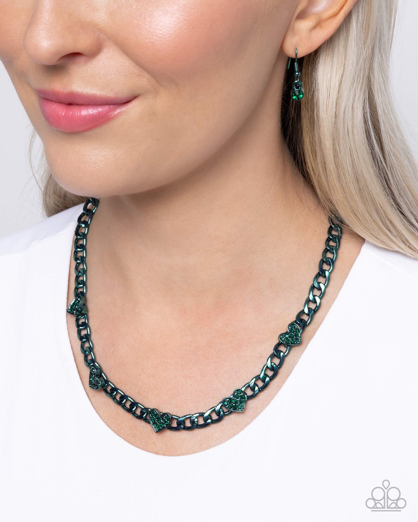 Fond Fashion - Green Necklace