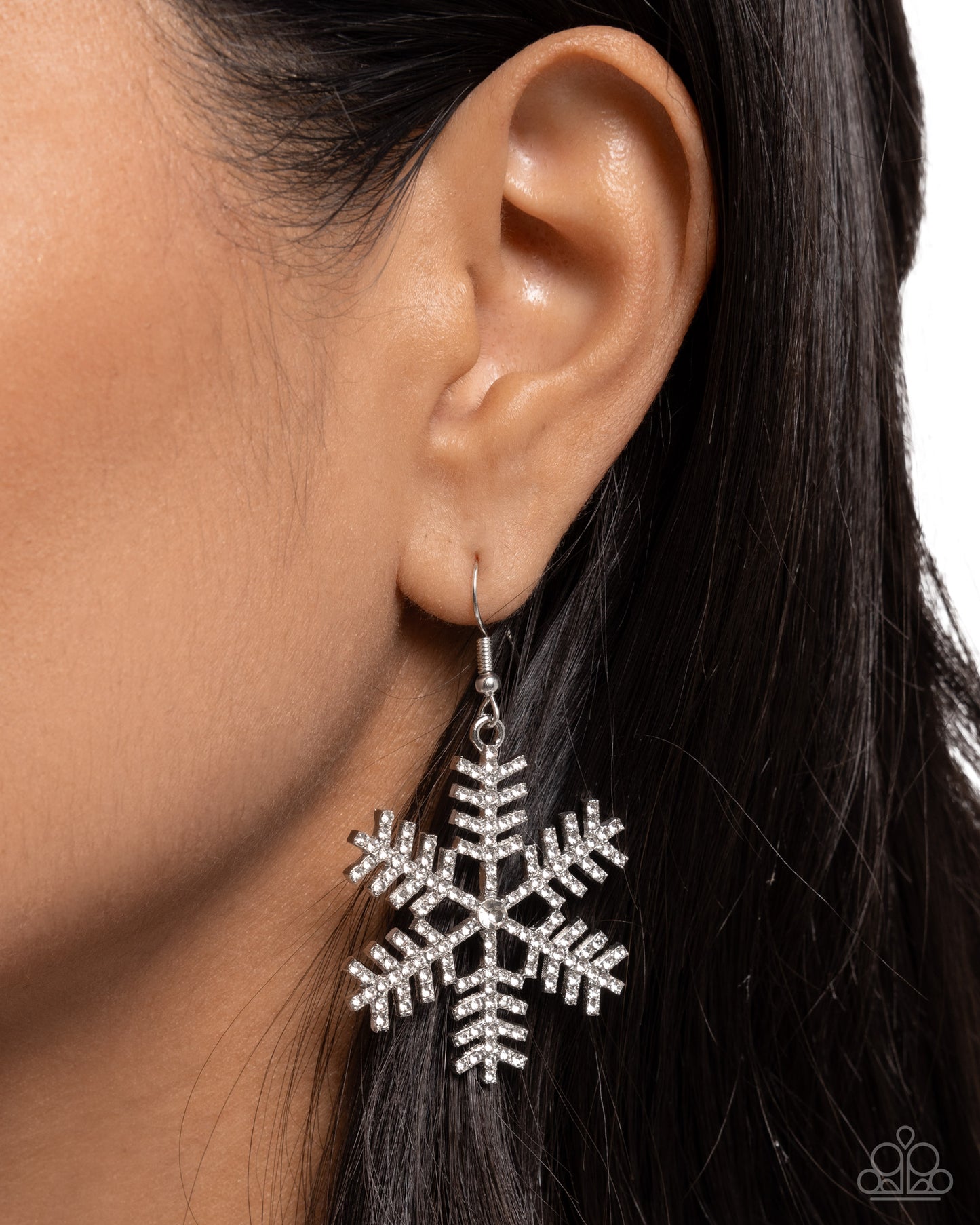 Snowflake Shimmer - White Earring