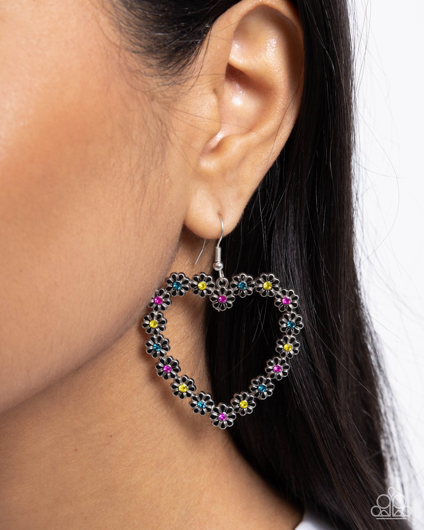 Beautiful Take - Black Earring