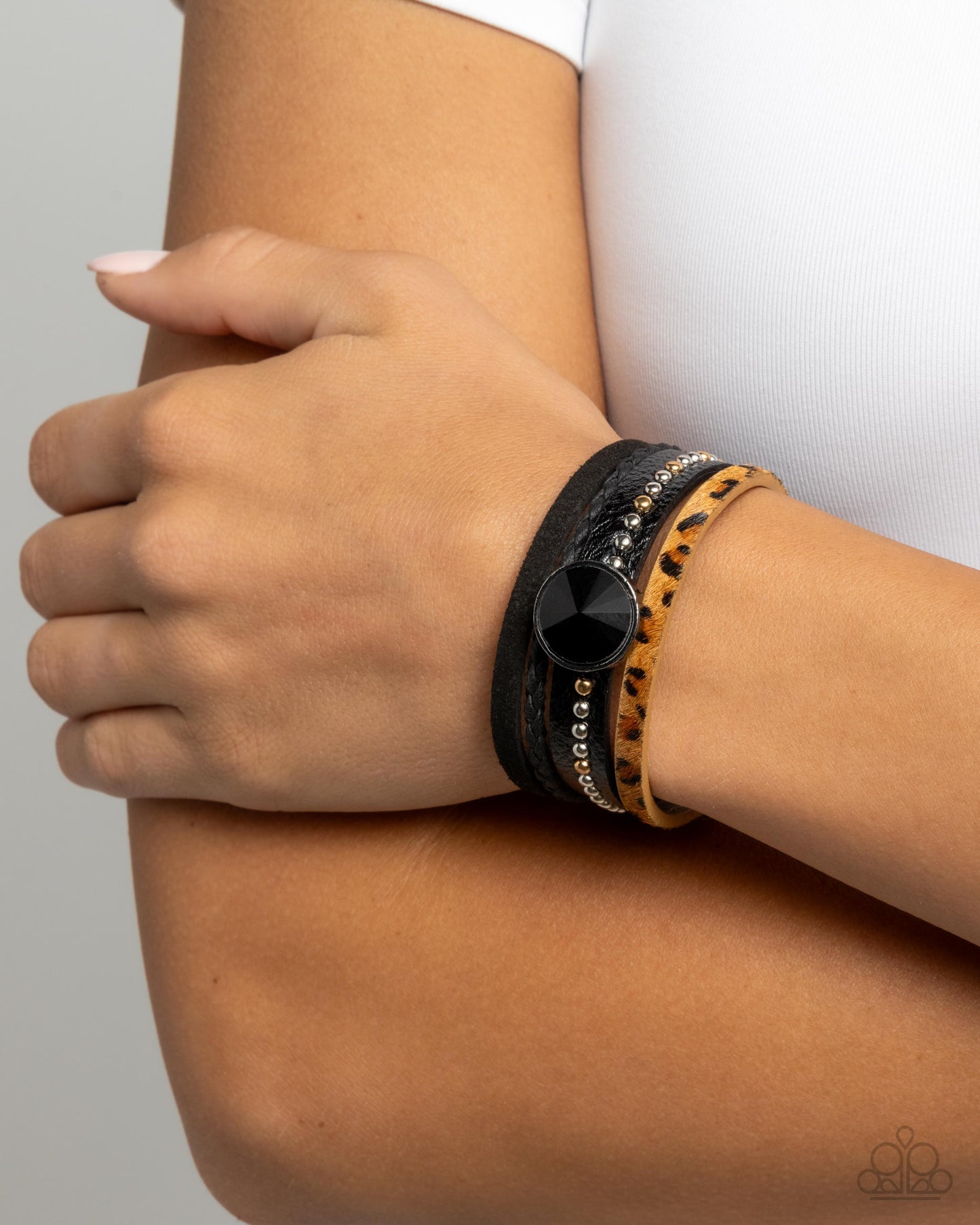 Fair LEATHER - Black Bracelet