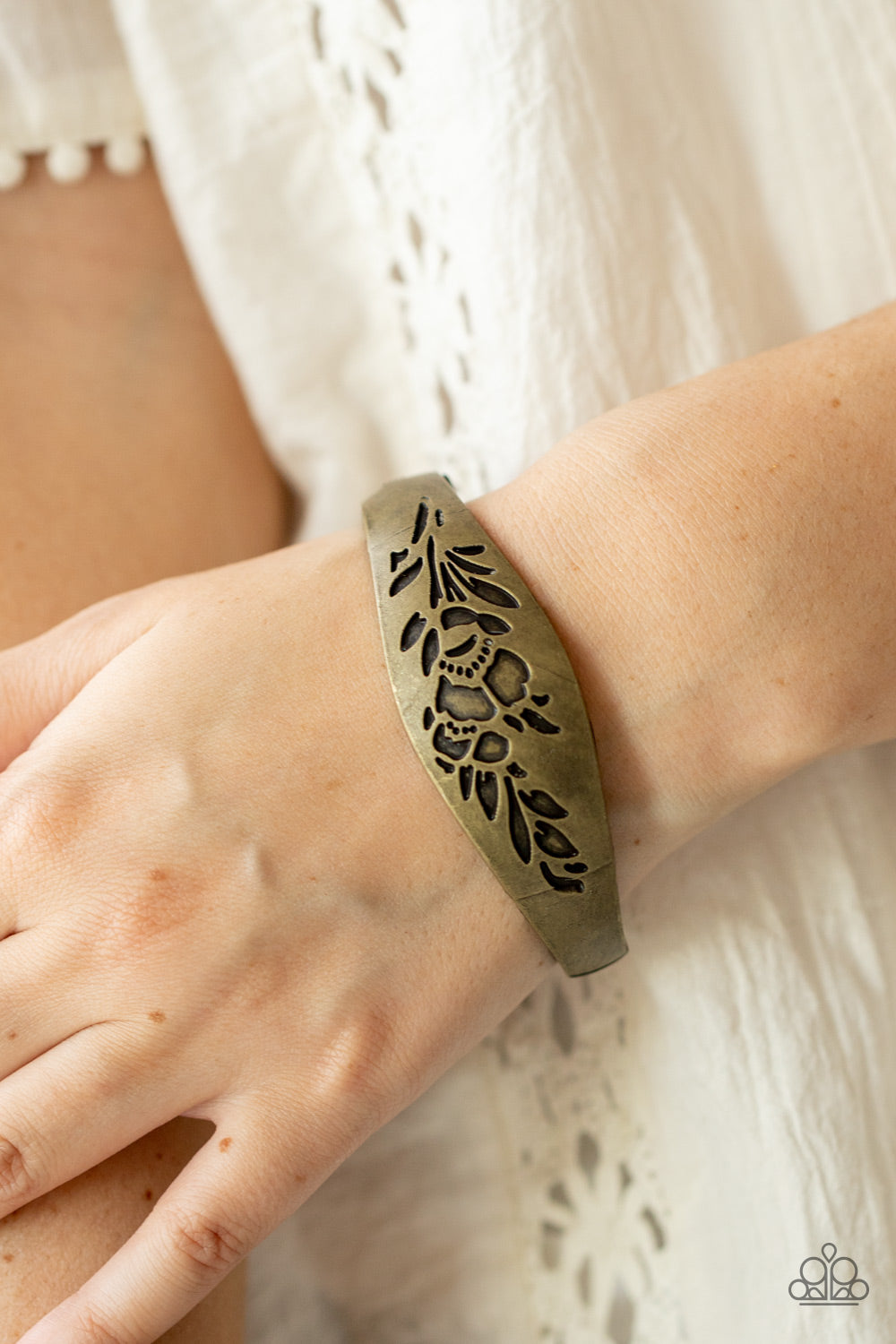 Fond of Florals - Brass Bracelet