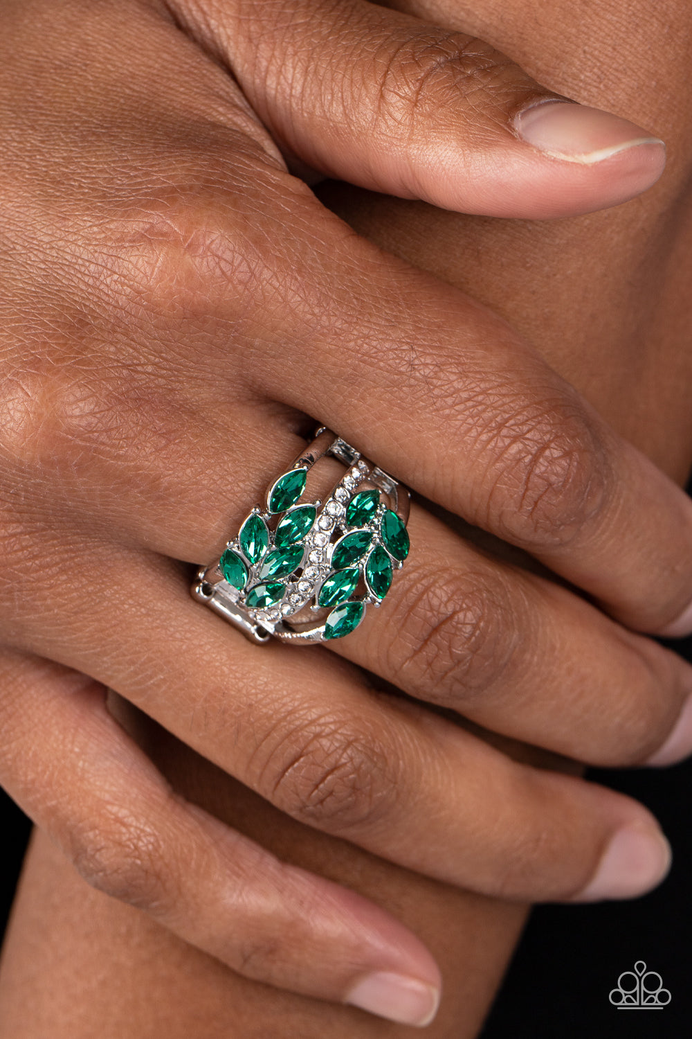 Luminously Leafy - Green Ring