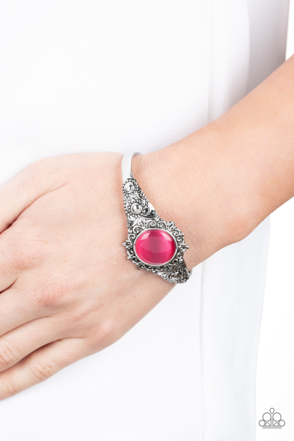 Extravagantly Enchanting - Pink Bracelet