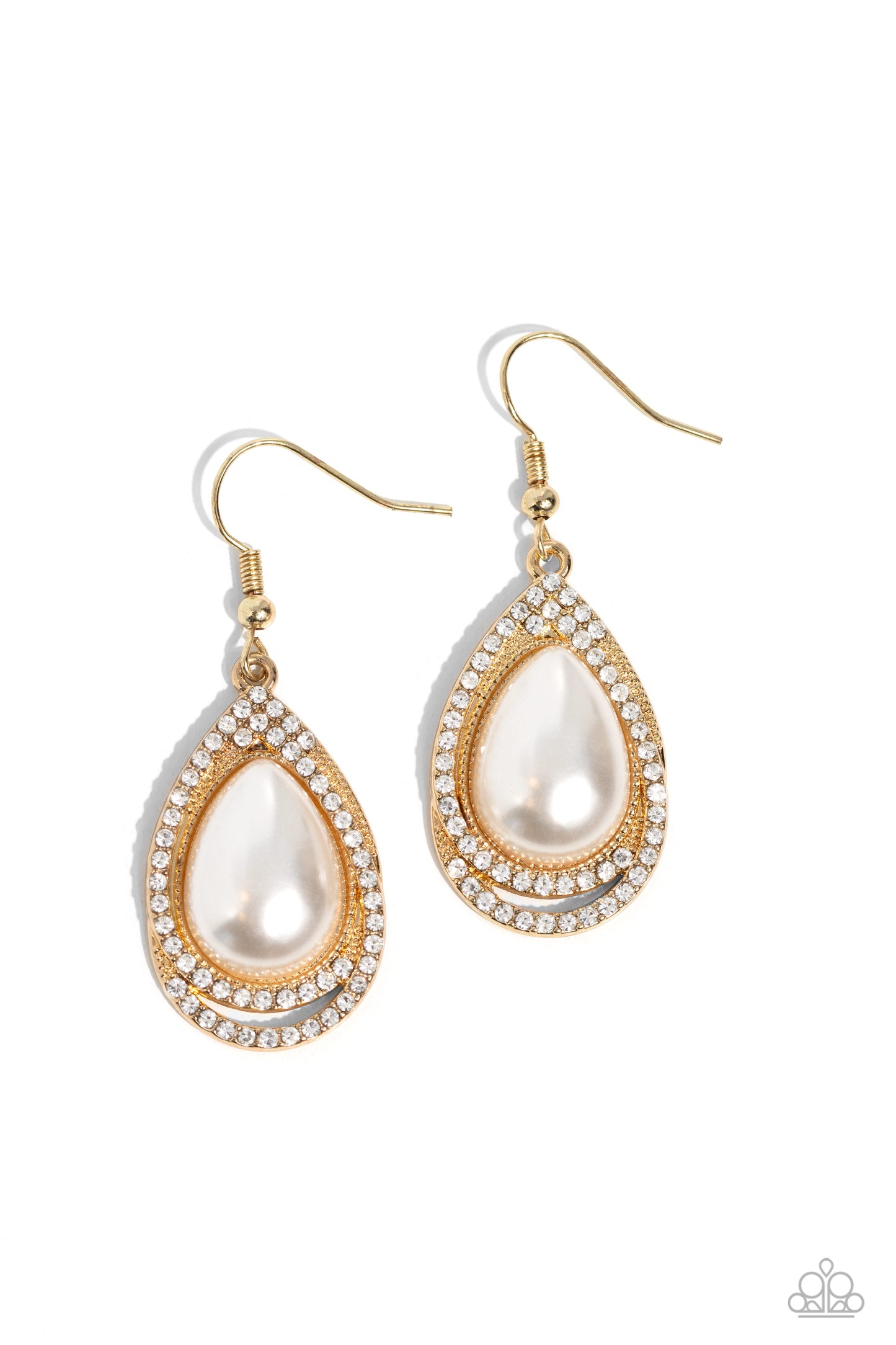 Effortless Elegance - Gold Earring