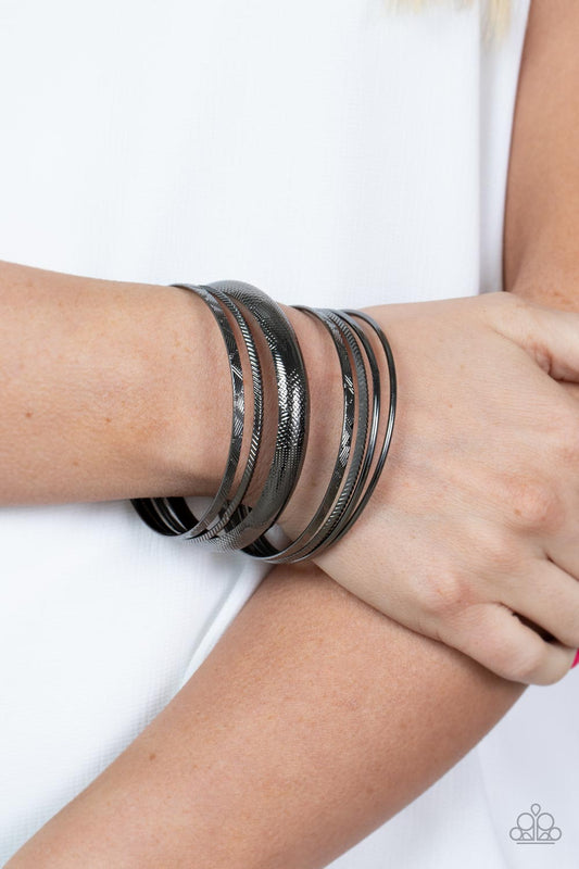 Stackable Stunner - Black