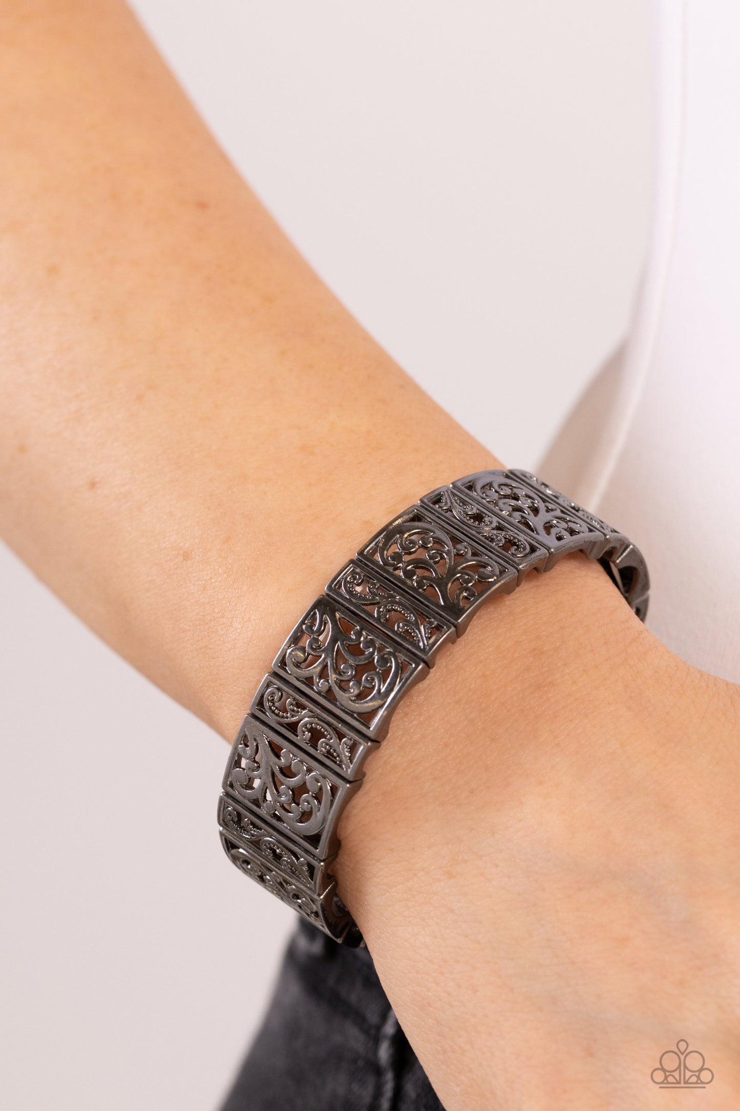 Gondola Gardens - Black Bracelet