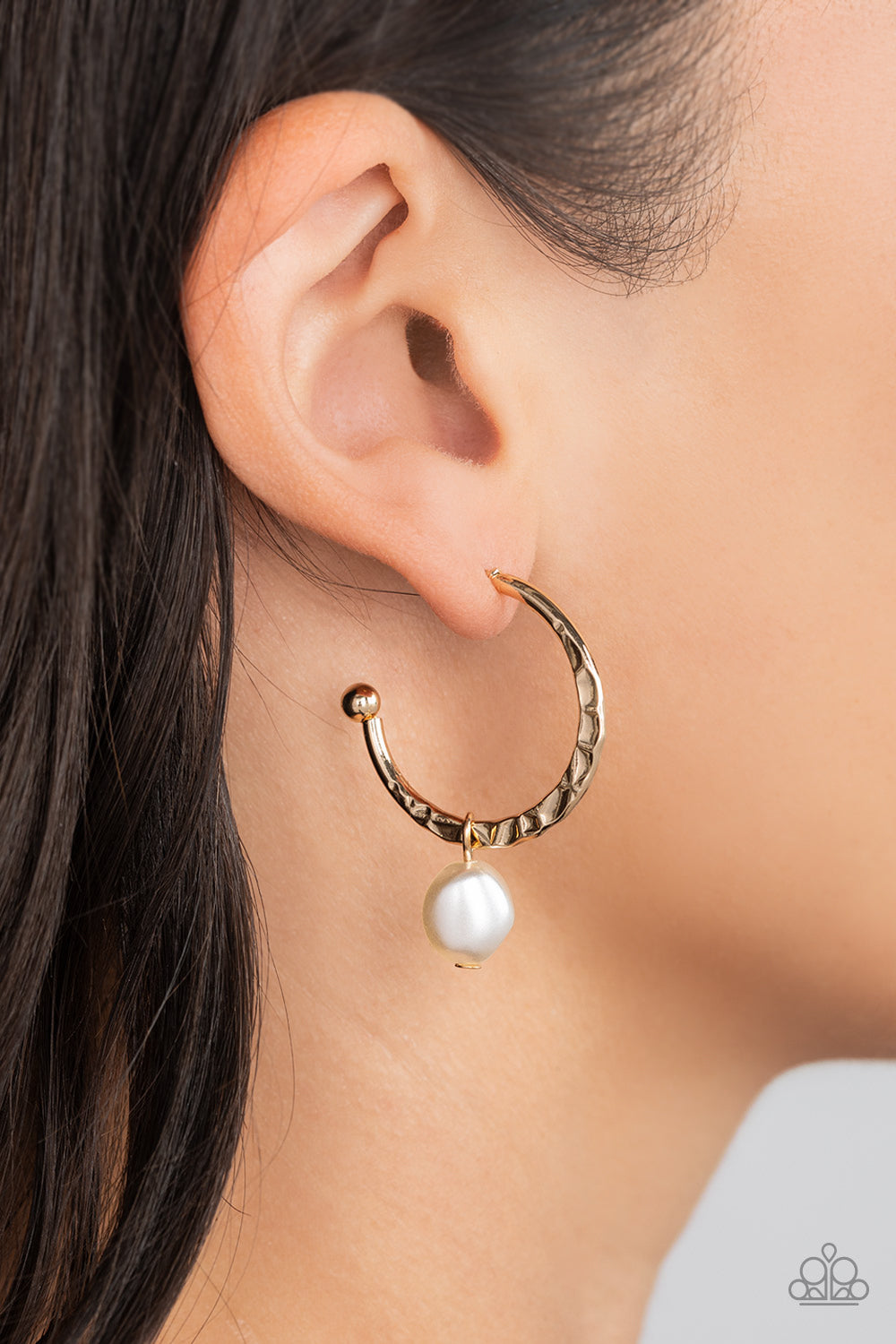 GLAM Overboard - Gold Earring