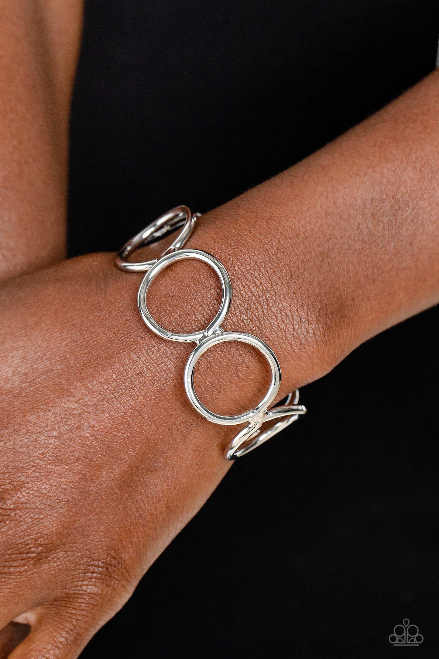 Socialite Sheen - Silver Bracelet