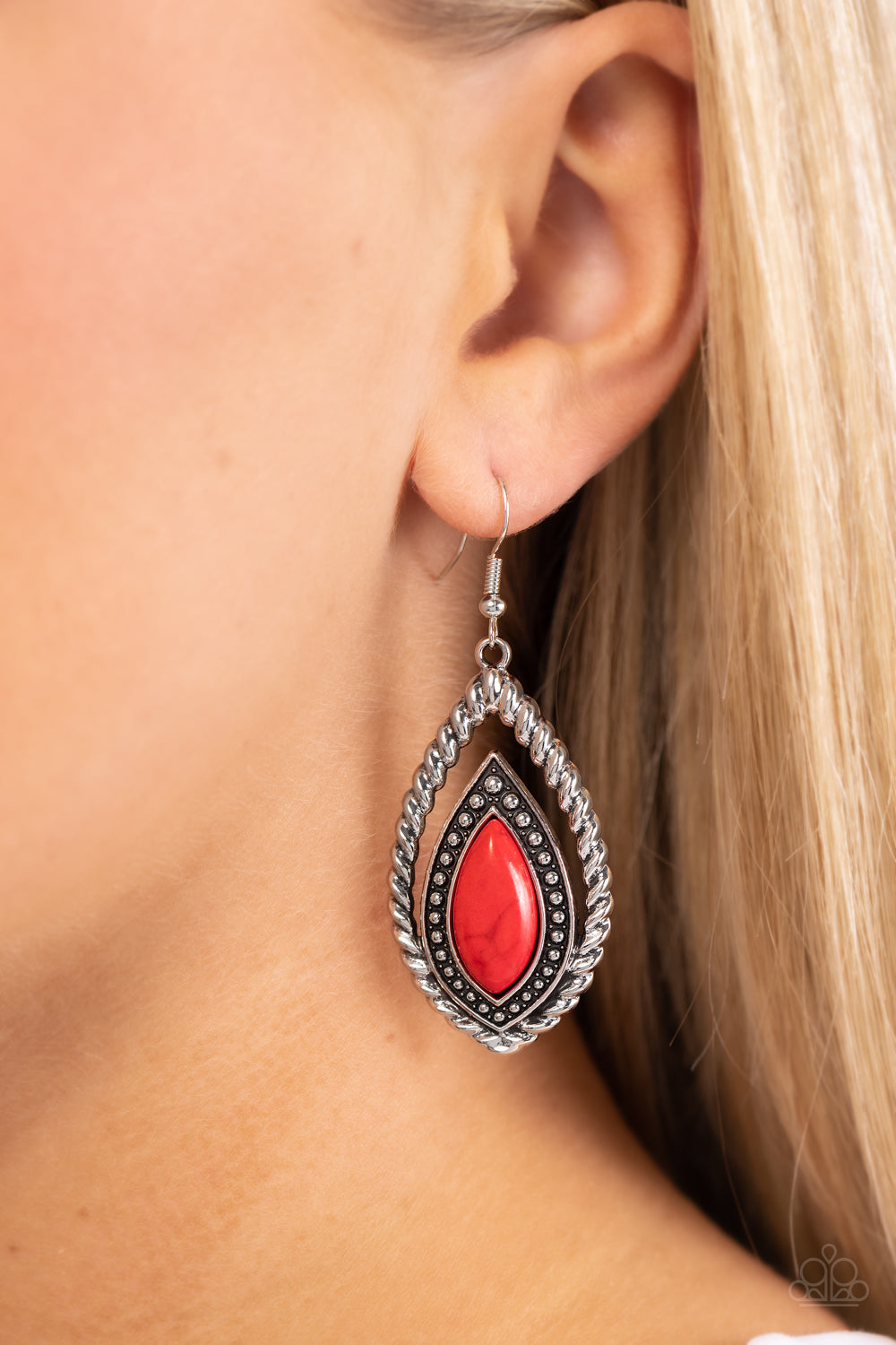 Twisted Trailblazer - Red Earring