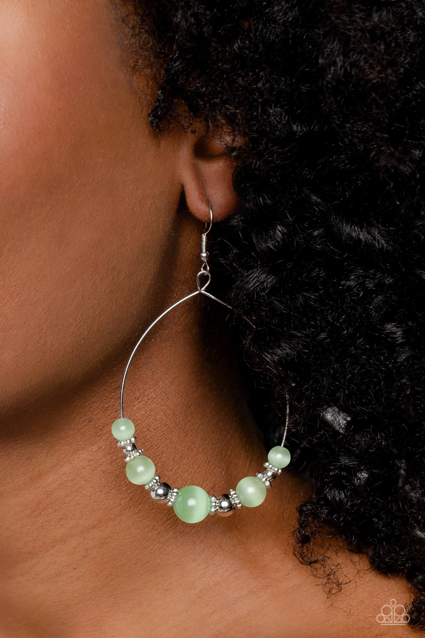 Cats Eye Charisma - Green Earrings