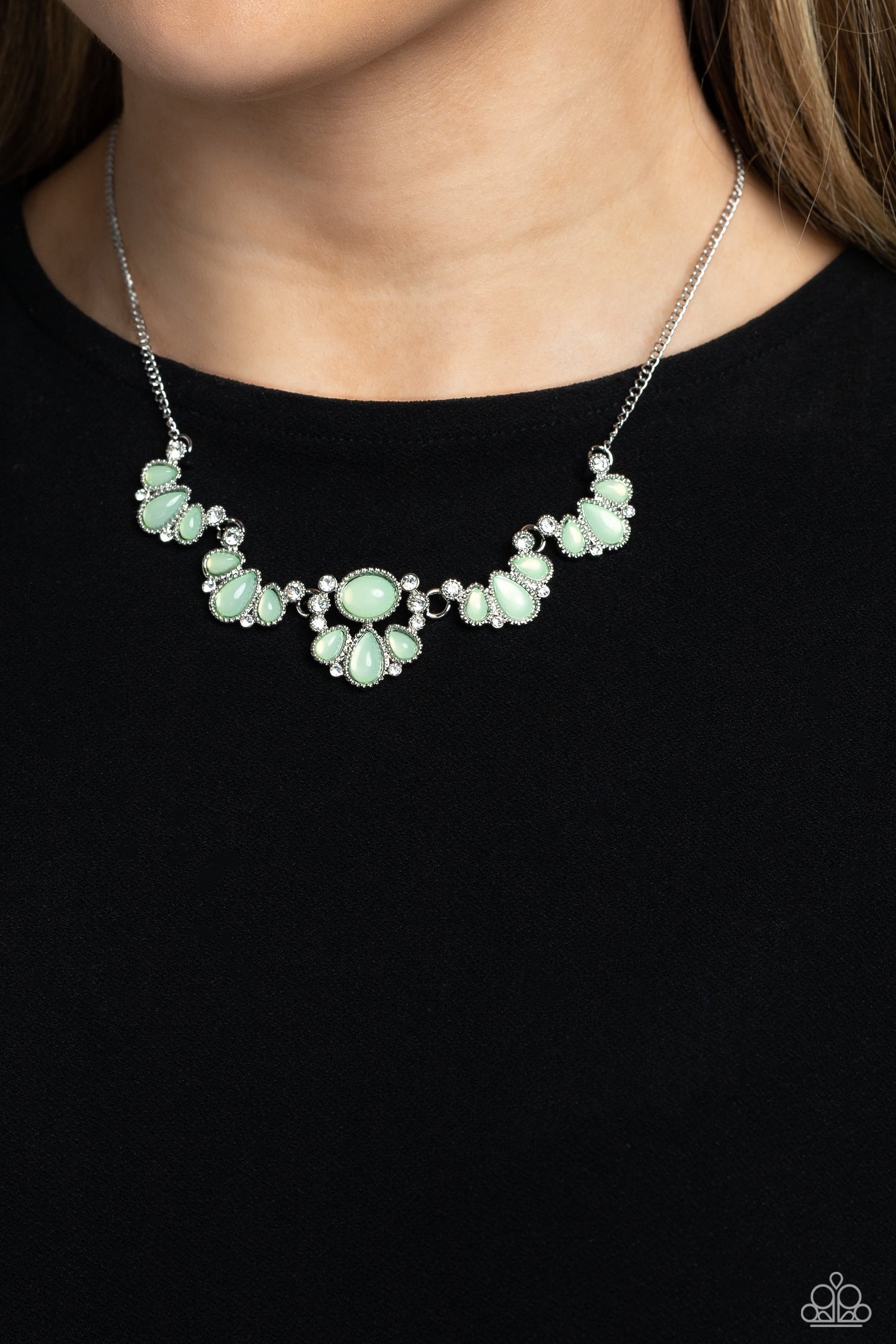 Dancing Dimension - Green Necklace