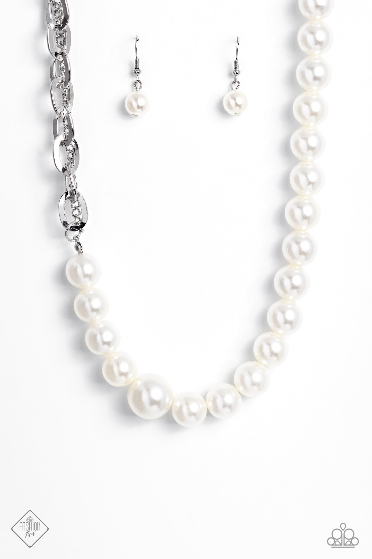 My PEARL - White Necklace - Fashion Fix  June 2023