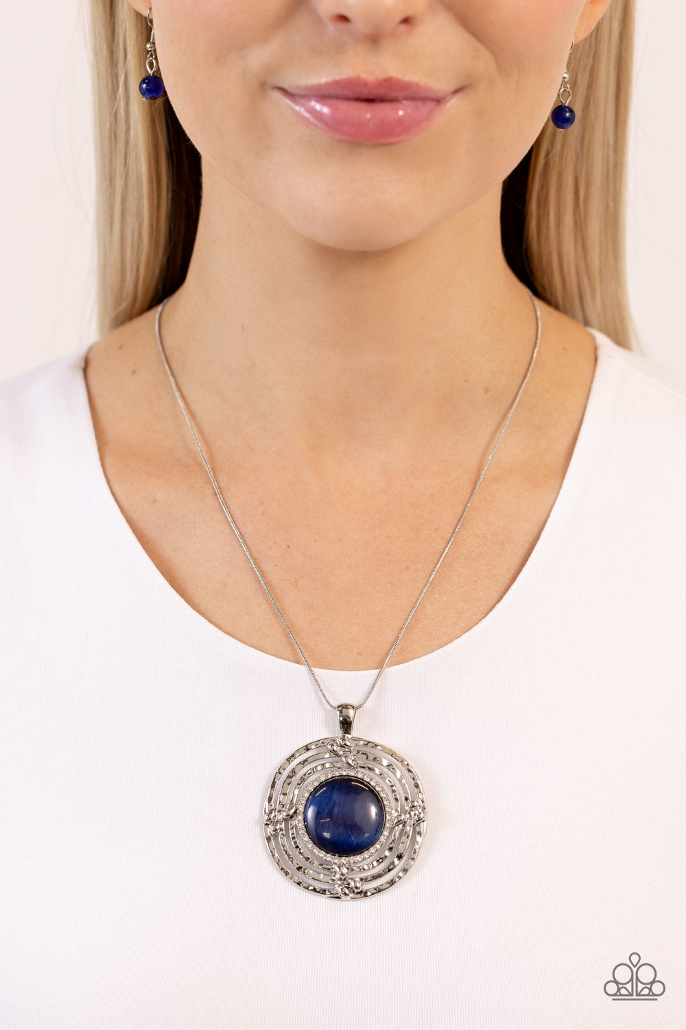 Maze STUNNER - Blue Necklace