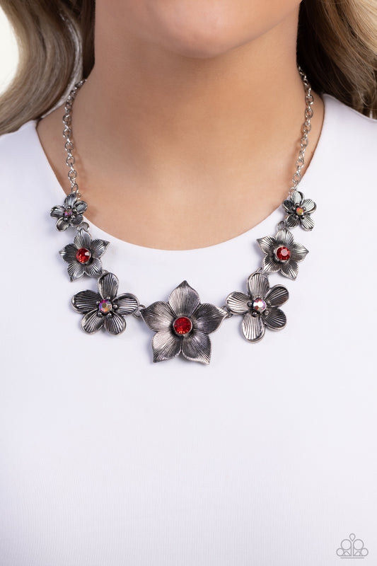 Free FLORAL - Red Necklace