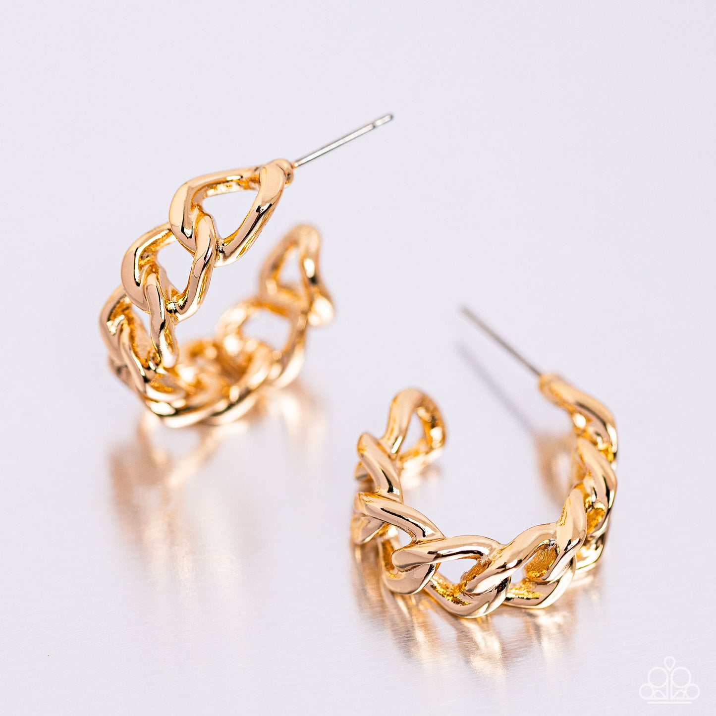 Casual Confidence - Gold Earring